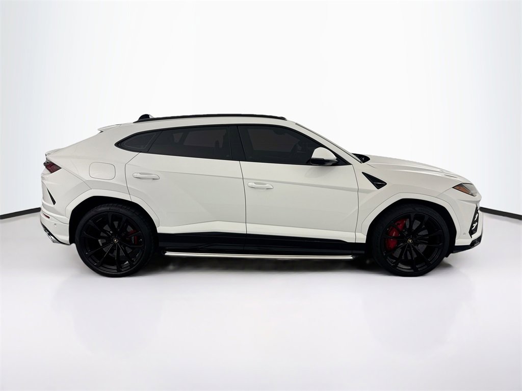 Used 2019 Lamborghini Urus image 4