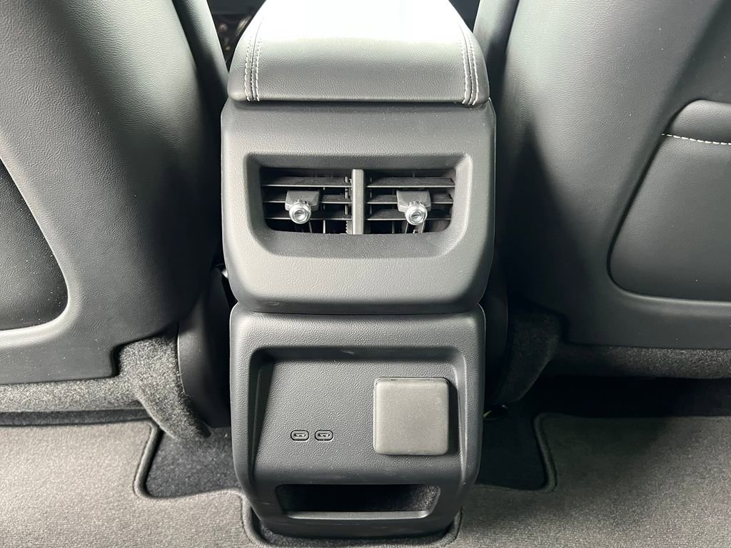 New 2026 Cadillac Optiq Sport 1 image 29