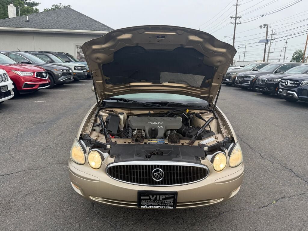 Used 2005 Buick LaCrosse CX FWD image 23