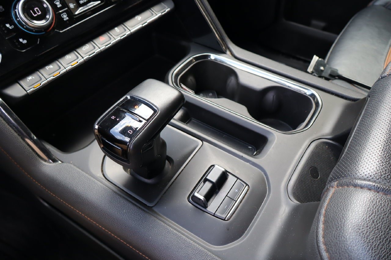 Used 2023 GMC Sierra 1500 AT4 w/ Technology Package AWD/4WD image 26