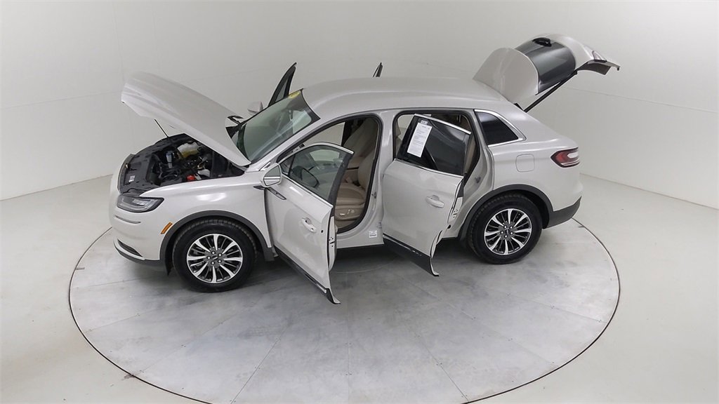Used 2023 Lincoln Nautilus AWD w/ Premium Package image 51