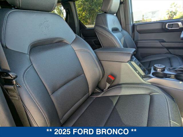 New 2025 Ford Bronco Badlands AWD/4WD image 21