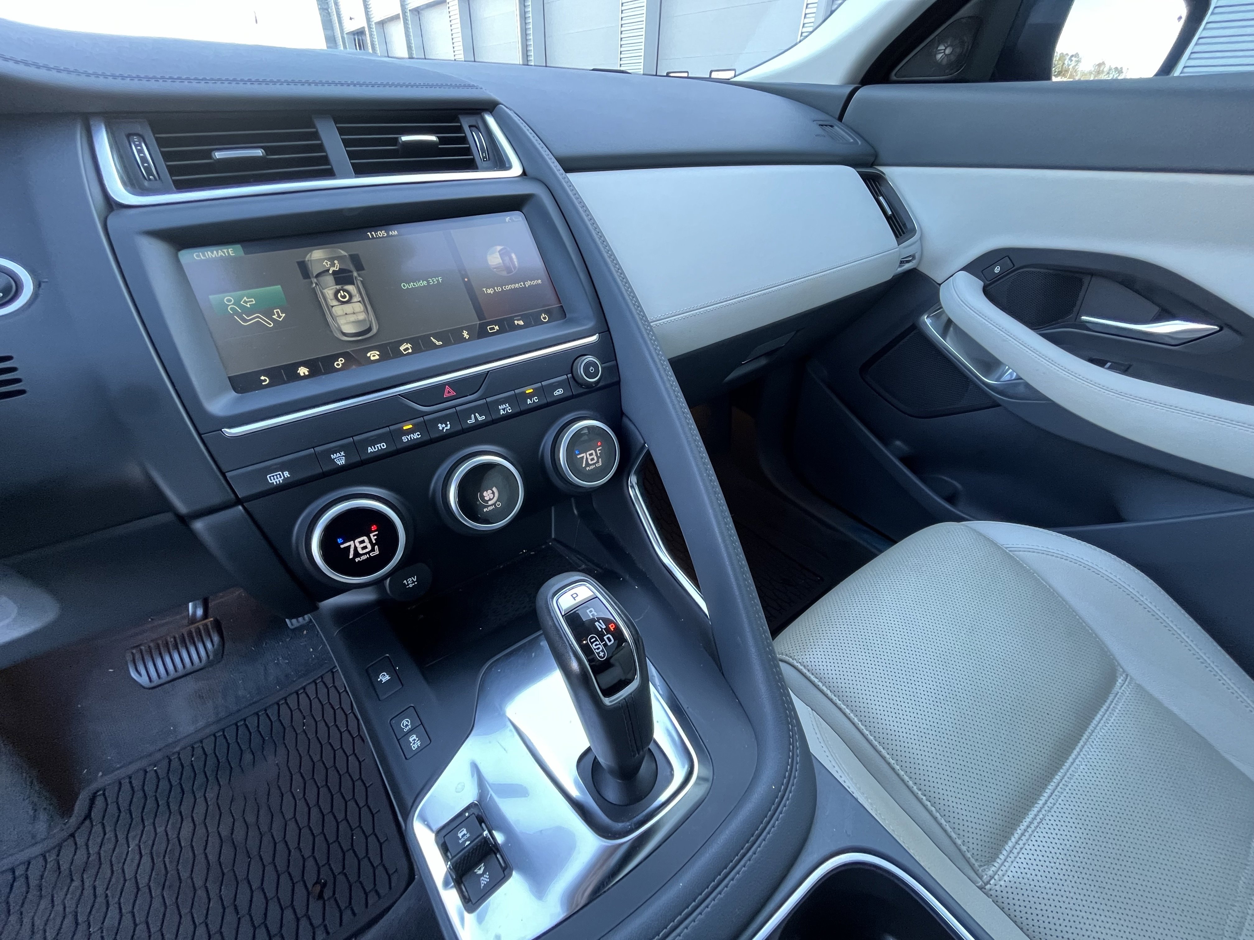 Used 2020 Jaguar E-PACE image 24