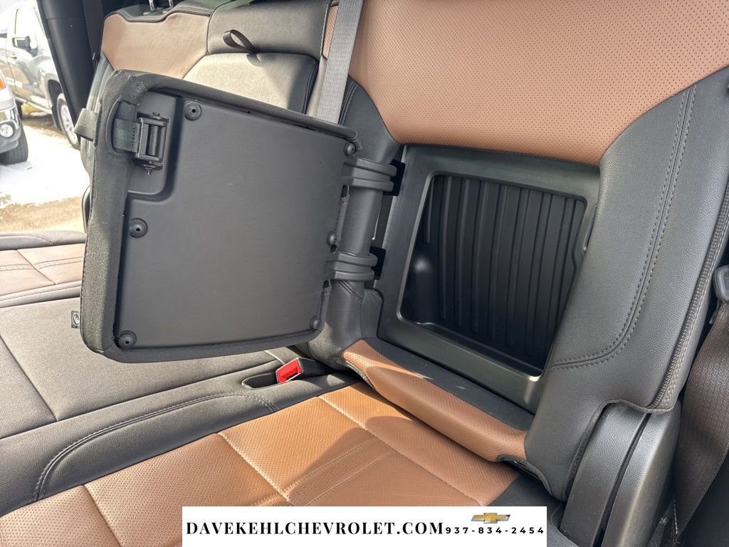 Used 2024 Chevrolet Silverado 3500 High Country w/ High Country Premium Package image 27