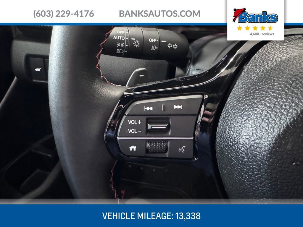 Used 2025 Honda Pilot TrailSport image 14