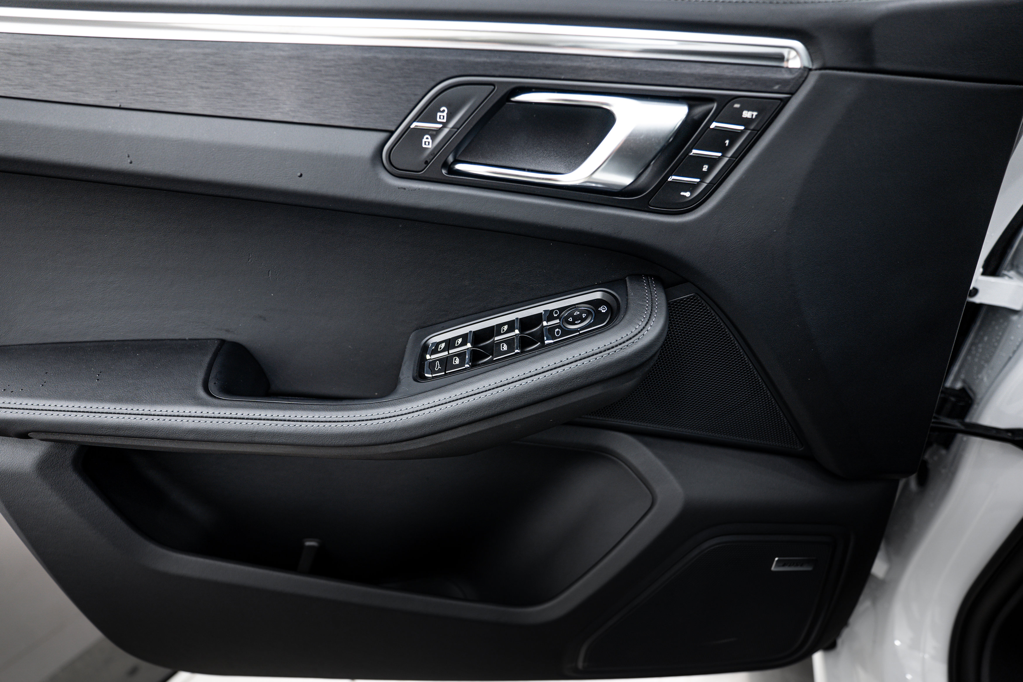 New 2026 Porsche Macan GTS image 16