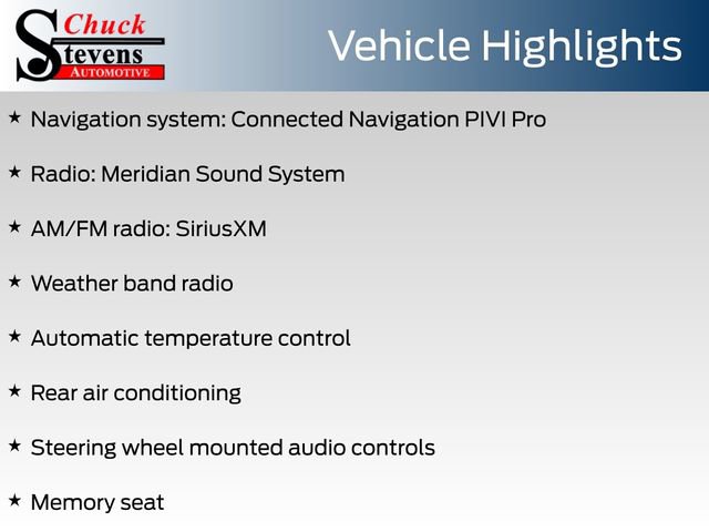 Used 2025 Land Rover Discovery S image 3