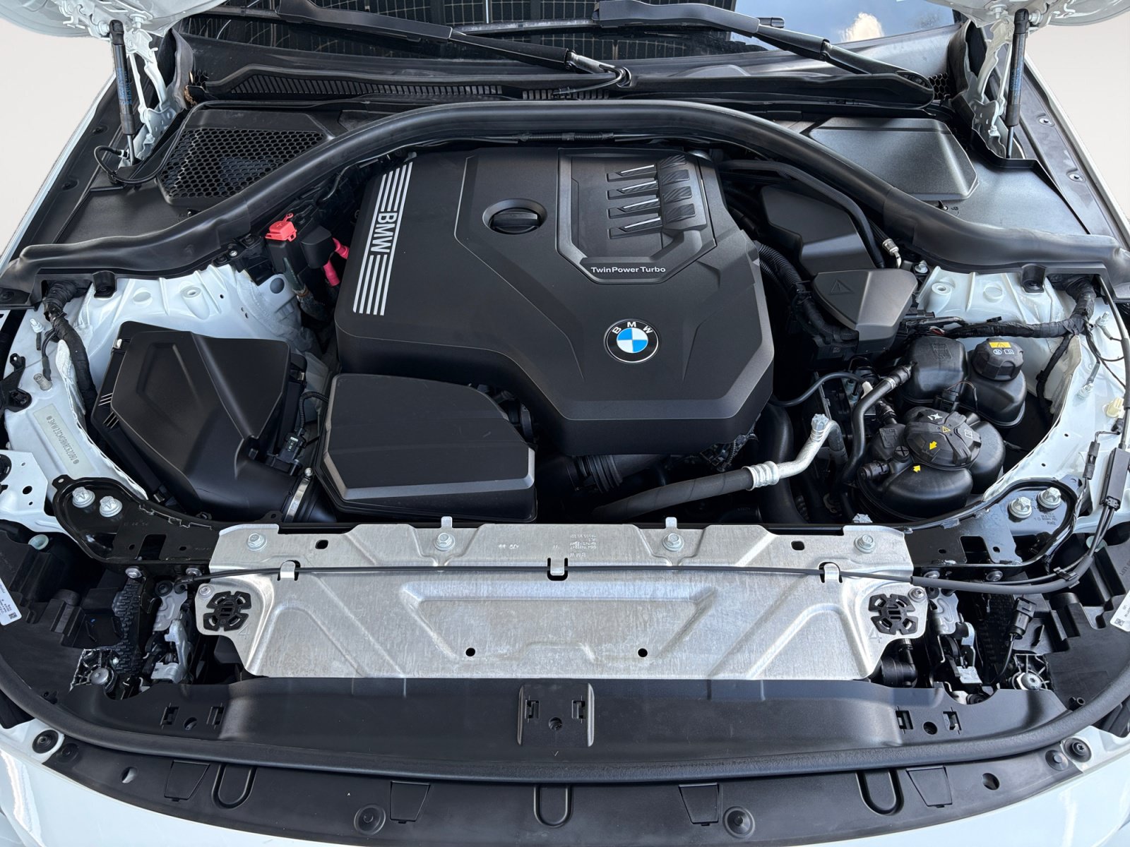 Used 2022 BMW 230i Coupe w/ Premium Package 2 RWD image 28