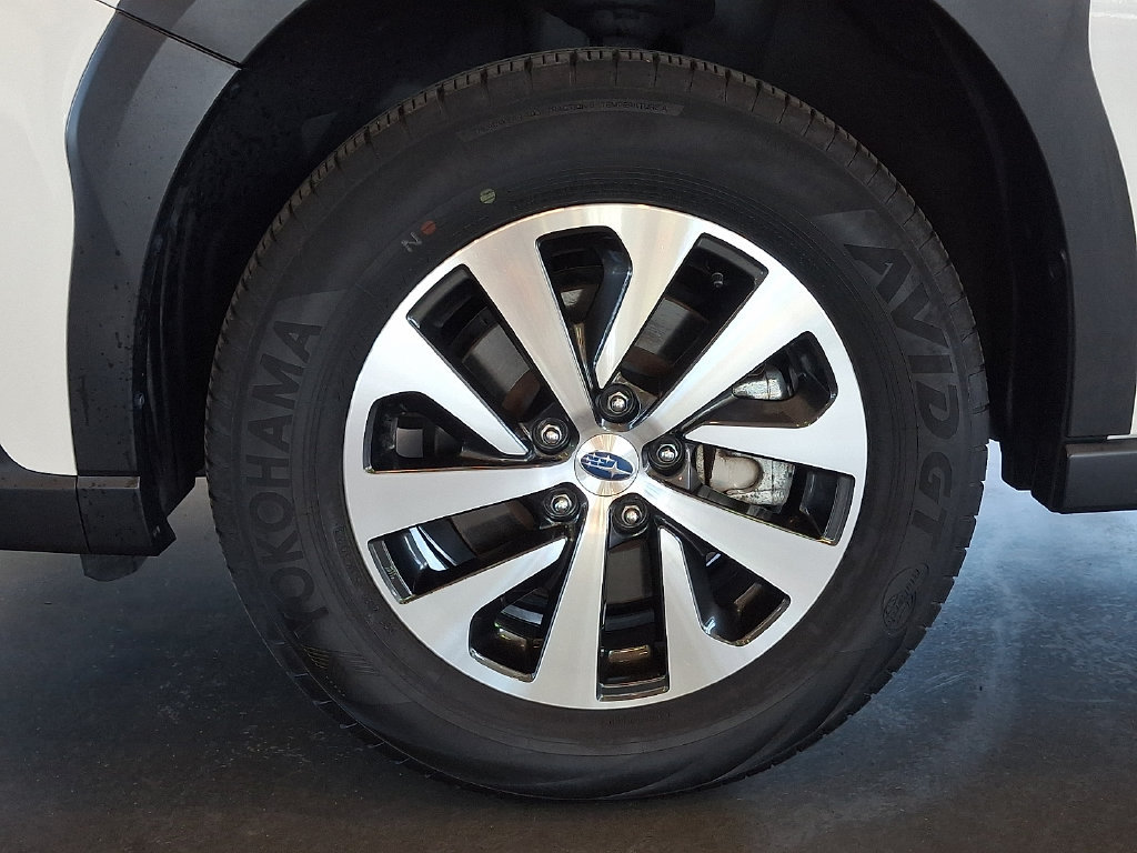 Certified 2024 Subaru Outback Premium AWD/4WD image 10