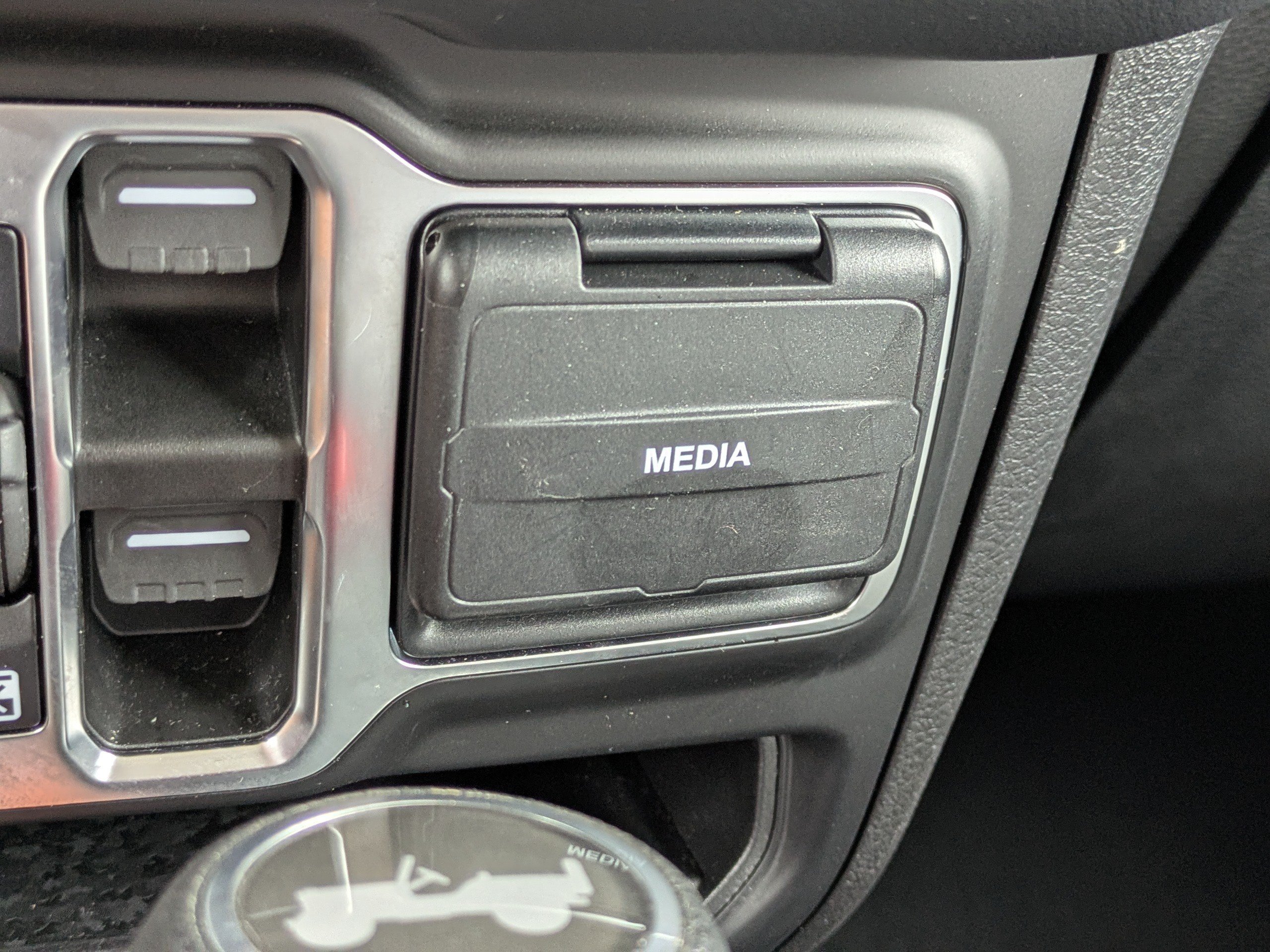 Used 2026 Jeep Wrangler Unlimited Sahara AWD/4WD image 28