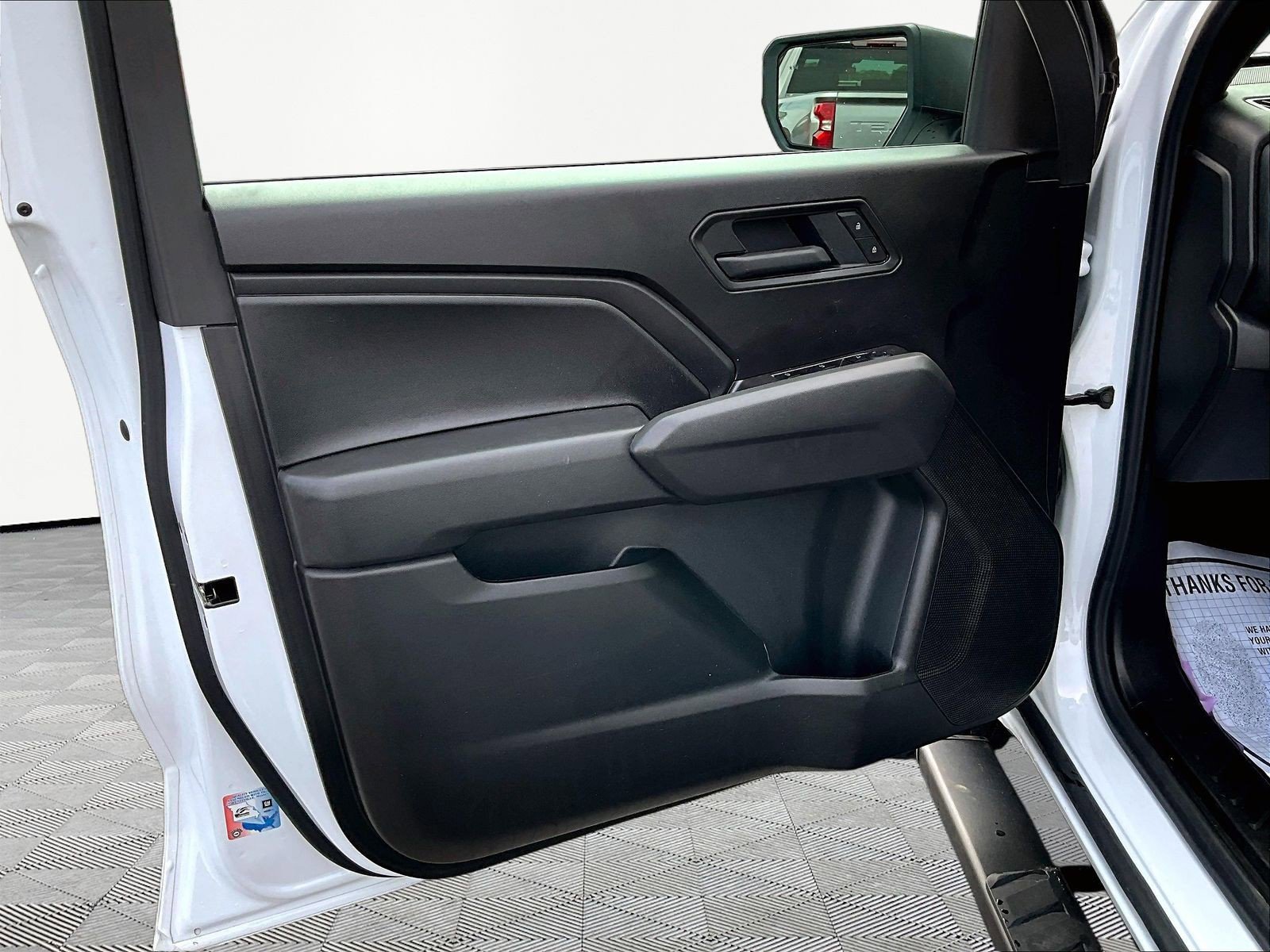 Certified 2025 Chevrolet Colorado W/T RWD image 19