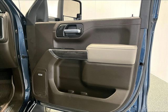 Used 2021 Chevrolet Silverado 1500 LTZ w/ Technology Package image 30