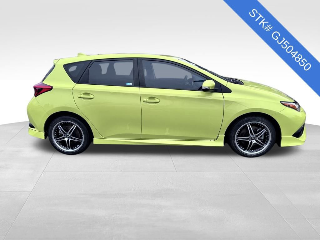 Used 2016 Scion iM image 3