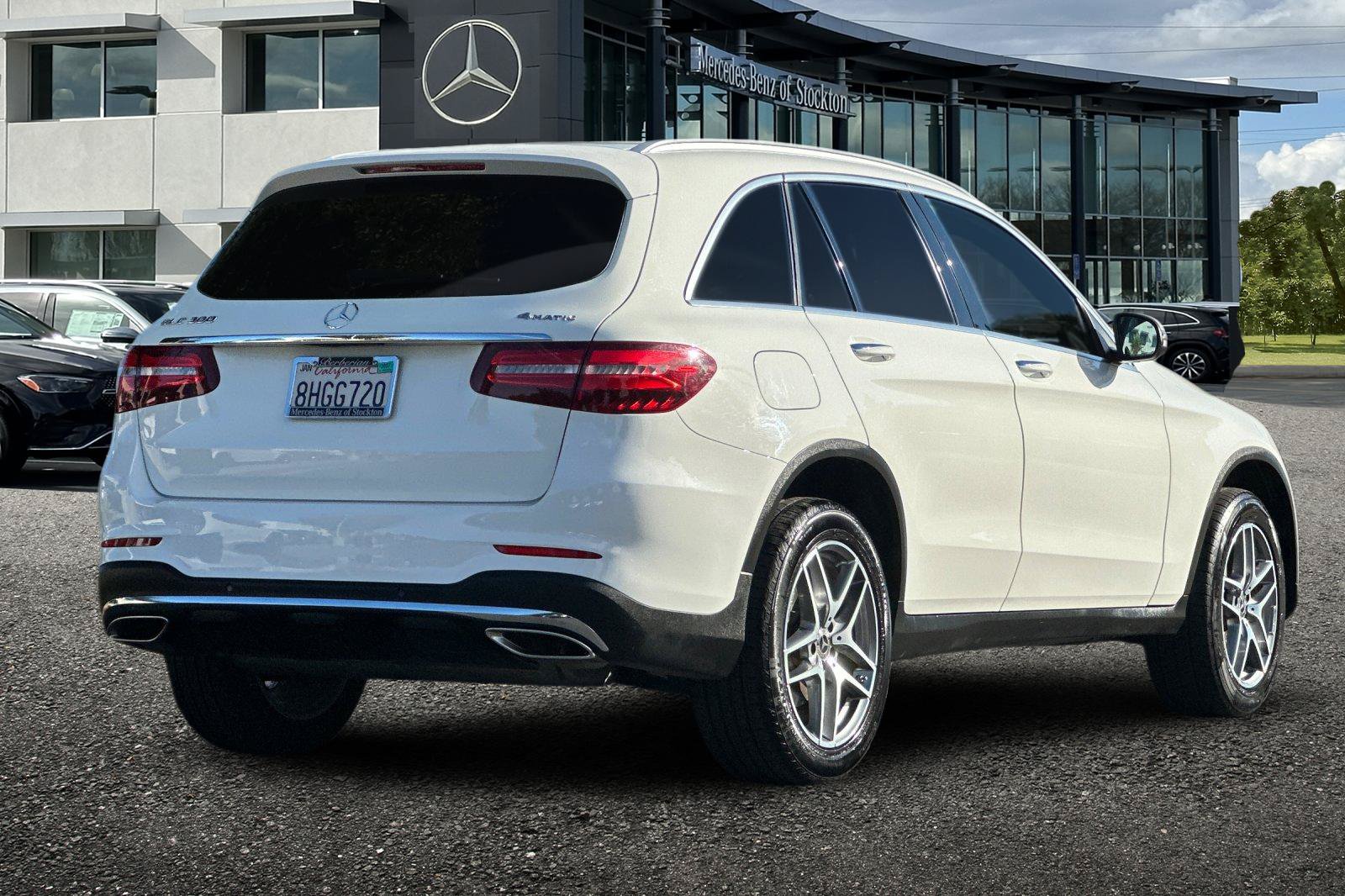 Used 2019 Mercedes-Benz GLC 300 4MATIC image 4