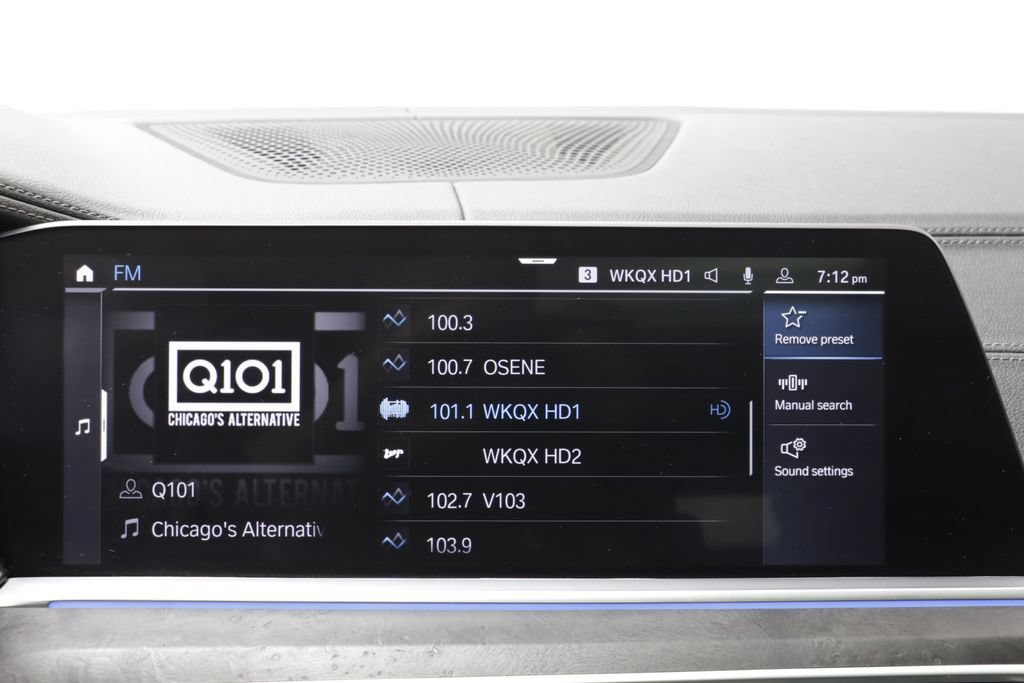 Used 2023 BMW X5 xDrive45e w/ M Sport Package AWD/4WD image 10