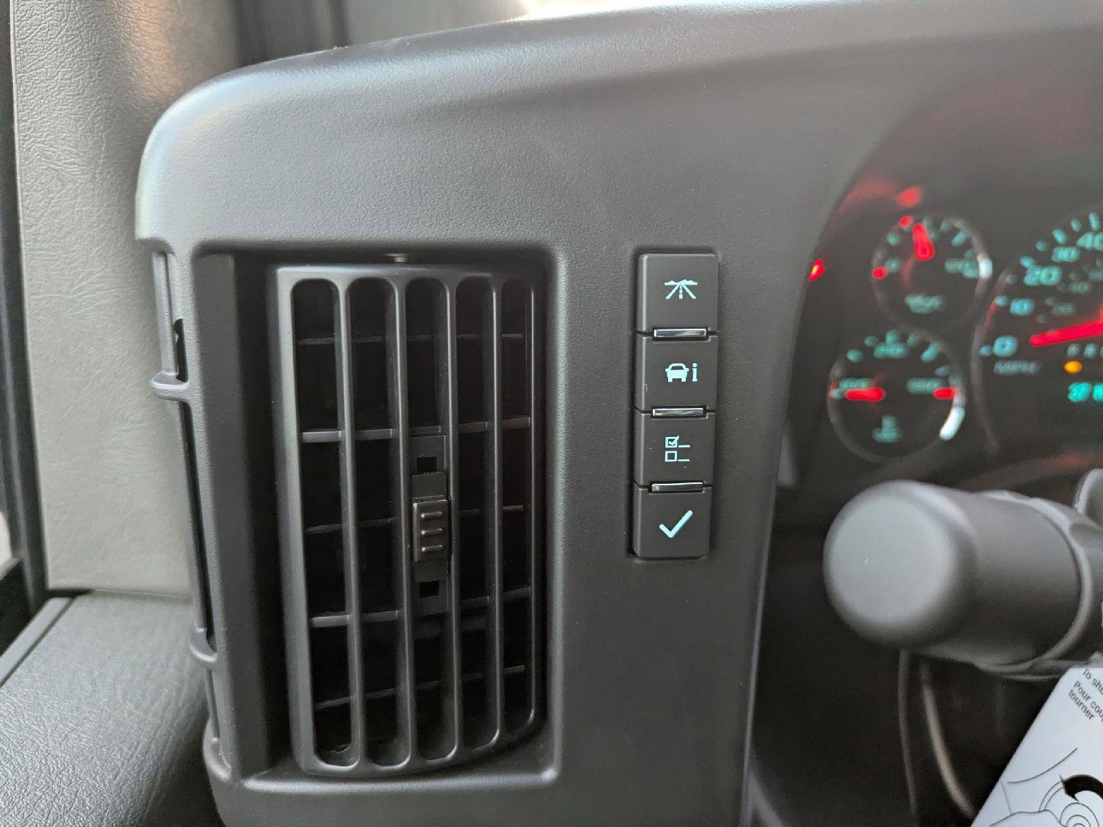 New 2025 Chevrolet Express 3500 w/ Driver Convenience Package image 45