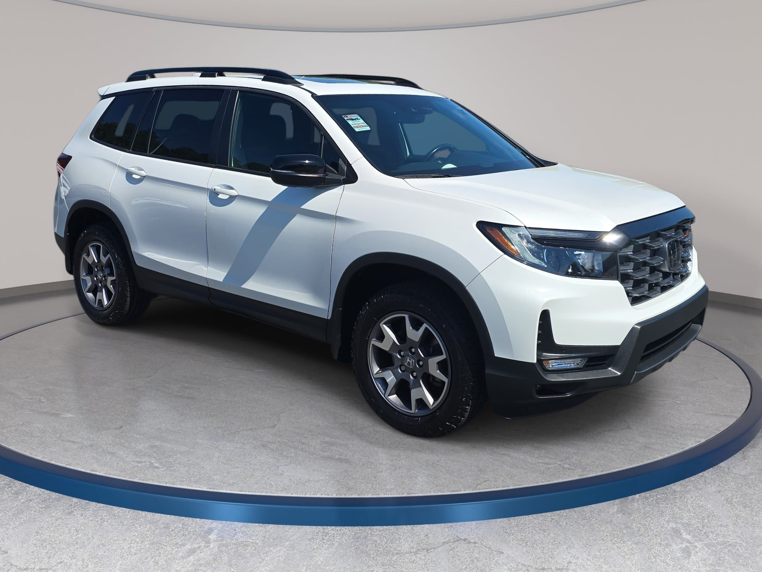 Certified 2023 Honda Passport TrailSport image 3
