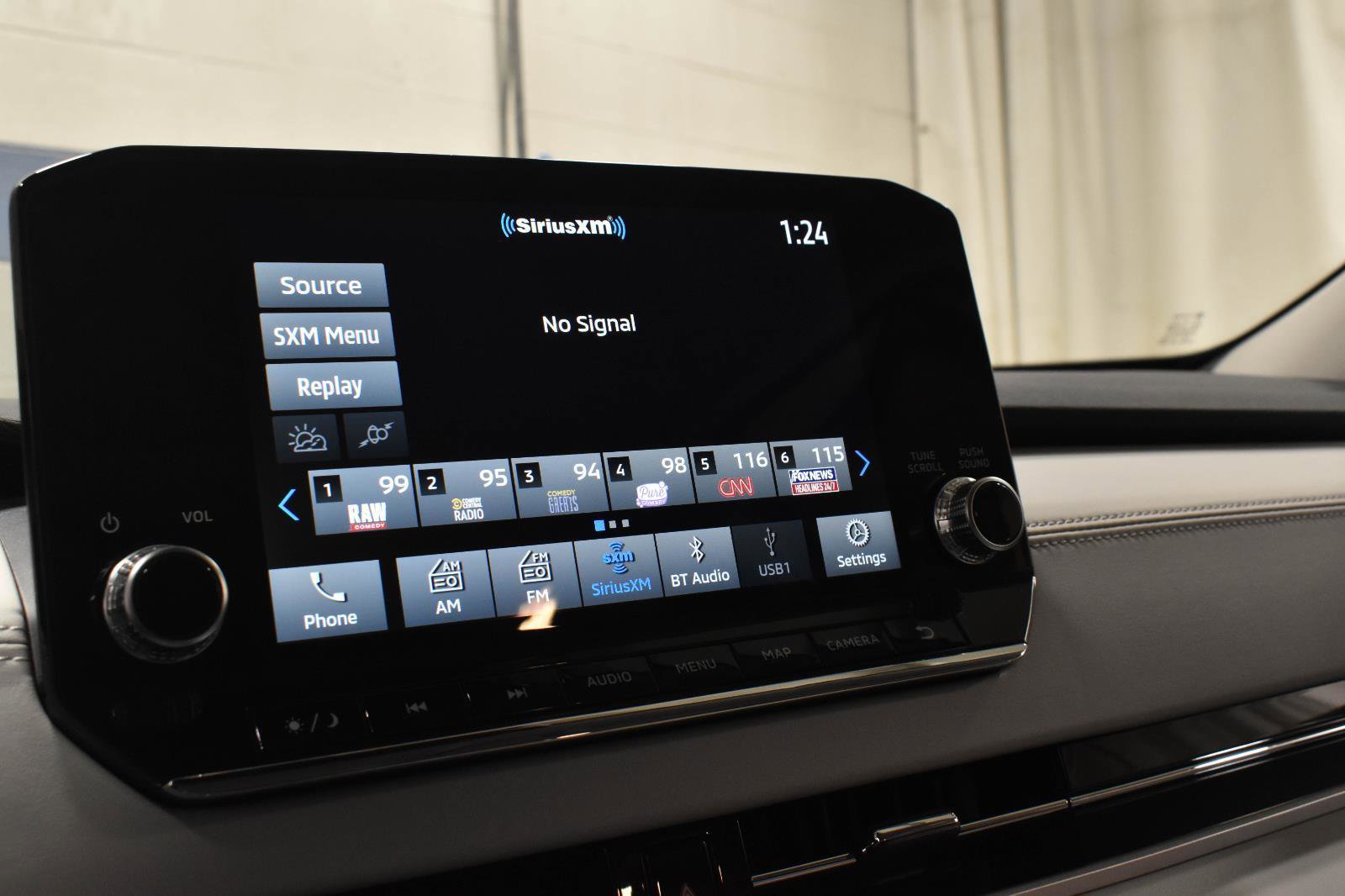 Used 2023 Mitsubishi Outlander SEL image 16