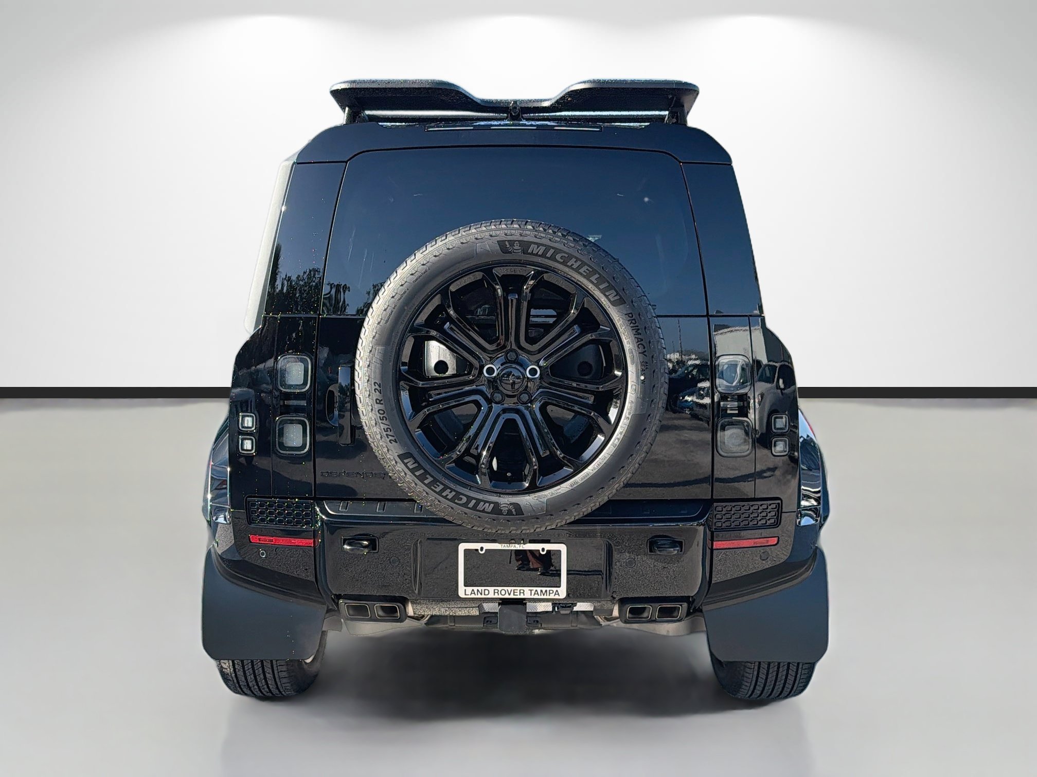 New 2026 Land Rover Defender 110 OCTA AWD/4WD image 4
