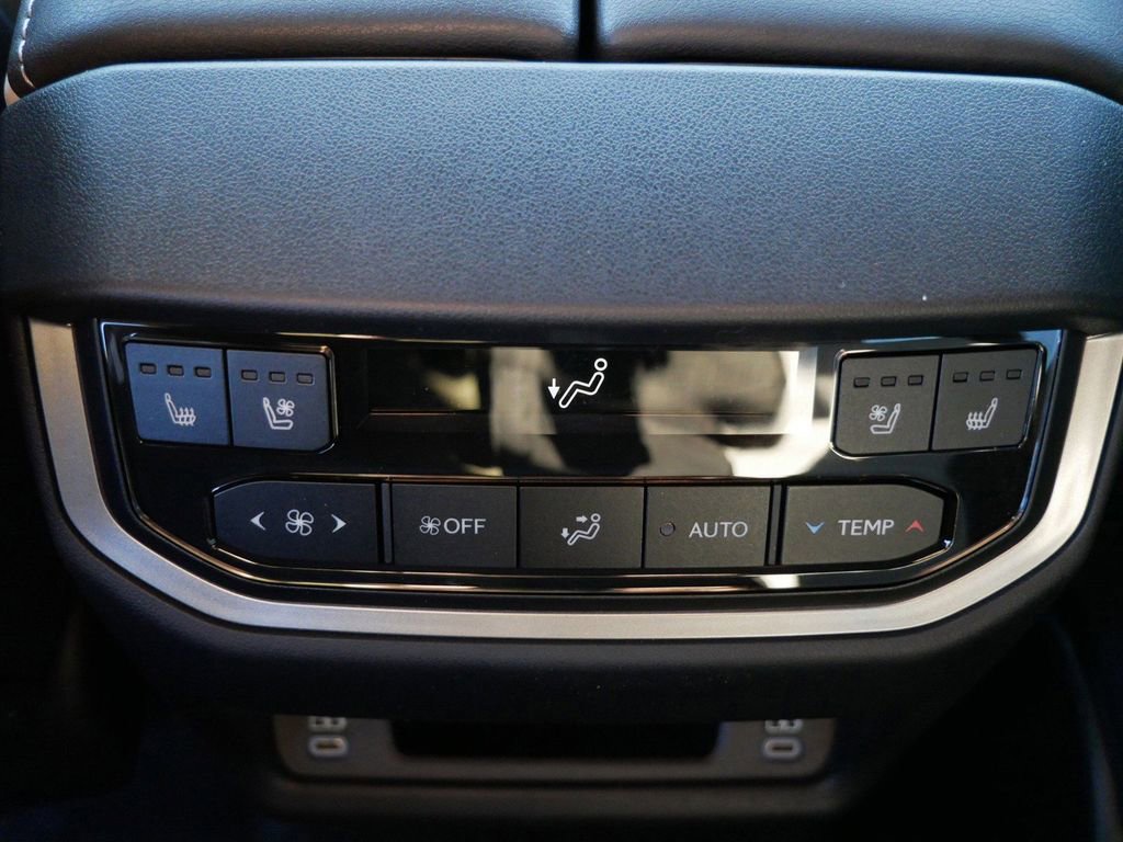 New 2026 Lexus TX 500h AWD image 29