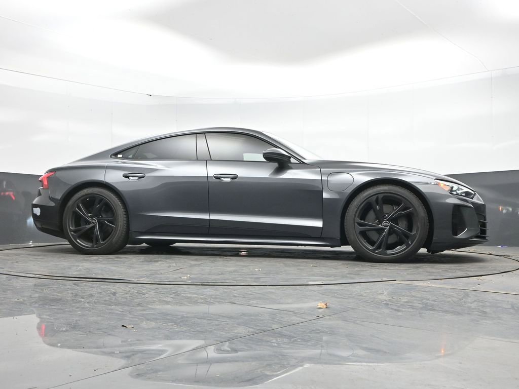 Used 2023 Audi e-tron GT Premium Plus image 45