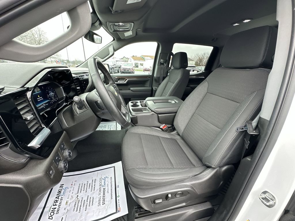 Used 2023 Chevrolet Silverado 1500 LT image 11