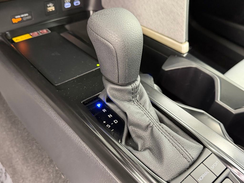 Certified 2026 Toyota Camry LE FWD image 28