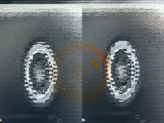 Used 2021 Chrysler Pacifica Limited w/ S Appearance Package image 11