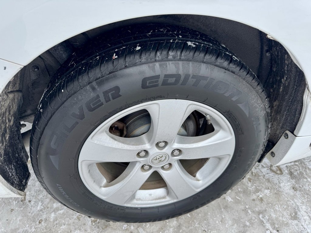 Used 2016 Toyota Sienna L image 8