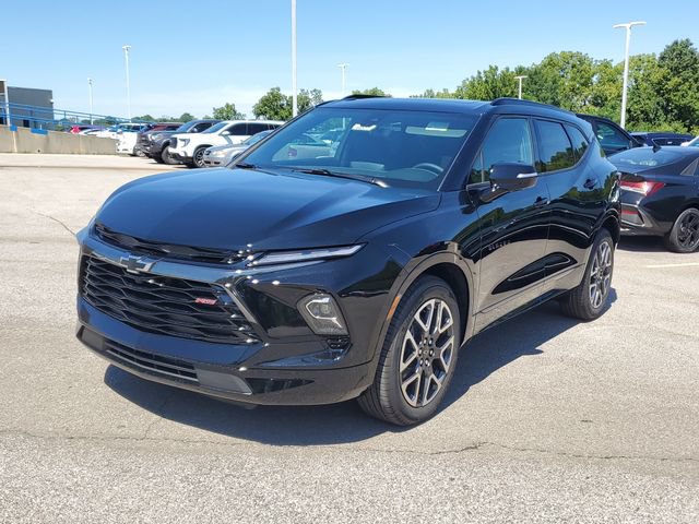 New 2026 Chevrolet Blazer RS w/ Driver Confidence II Package AWD/4WD image 2