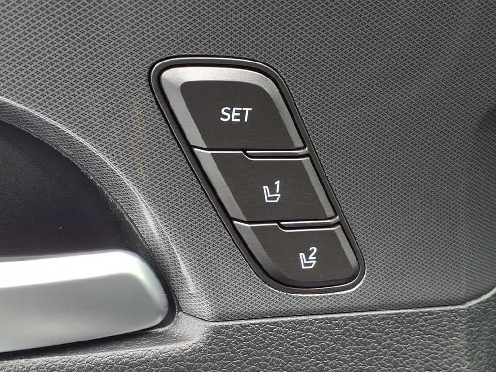 Used 2021 Hyundai Santa Fe Calligraphy AWD/4WD image 20