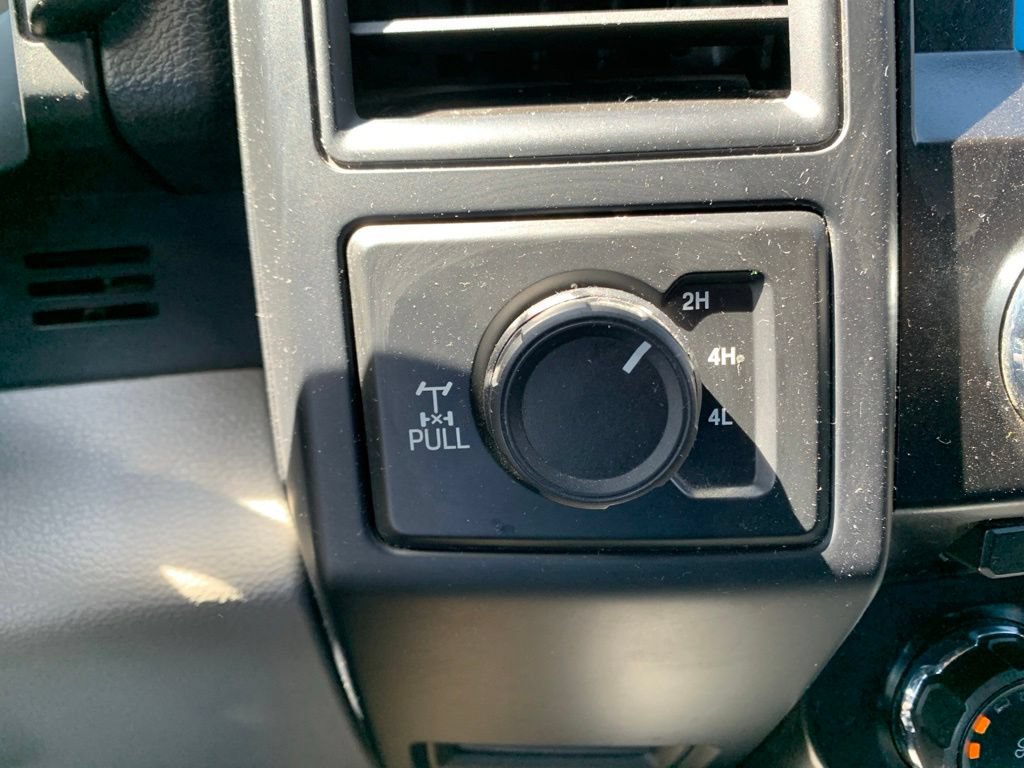 Used 2017 Ford F150 XL w/ Equipment Group 101A Mid AWD/4WD image 37
