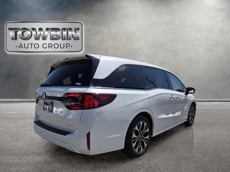 Used 2025 Honda Odyssey Elite image 5