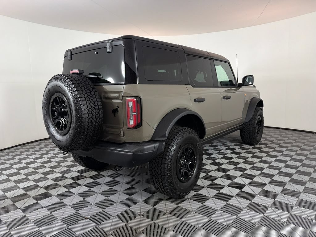 Used 2026 Ford Bronco Badlands AWD/4WD image 3