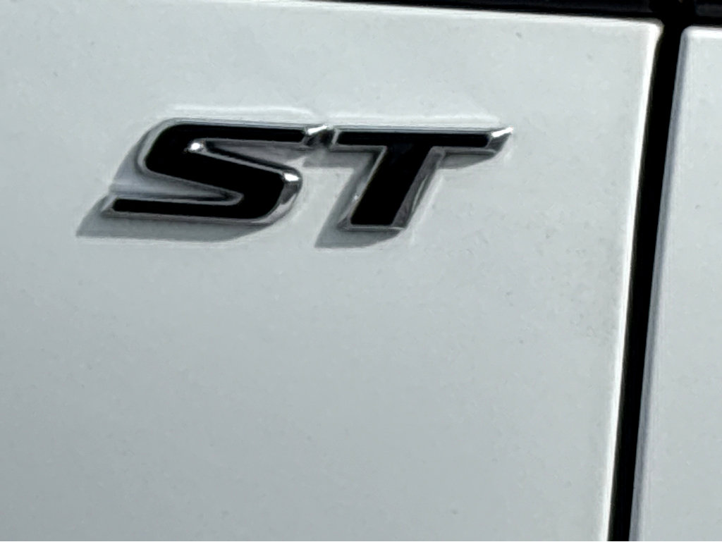 Used 2022 Buick Envision Preferred w/ Sport Touring Package image 19