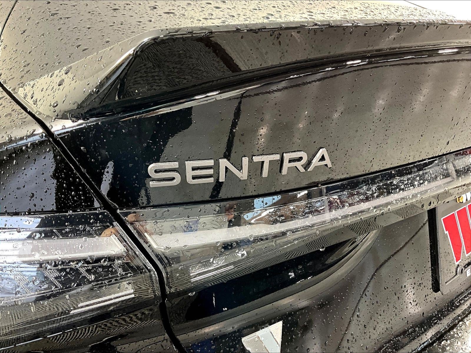 New 2026 Nissan Sentra SR w/ Floor Mat Package FWD image 13