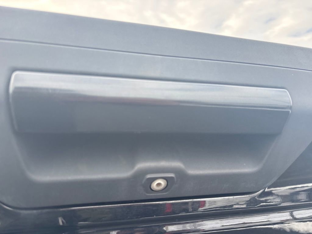 Used 2015 Ford F150 XLT w/ Equipment Group 301A Mid image 32