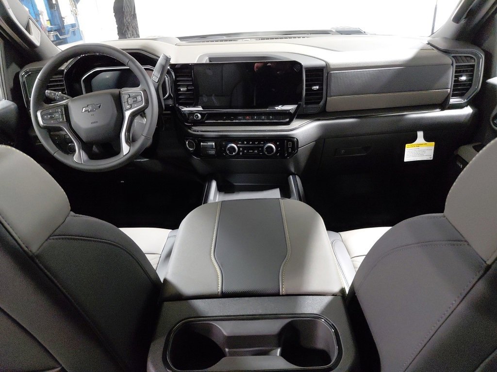 New 2026 Chevrolet Silverado 2500 ZR2 w/ LPO, Dark Essentials Package image 3