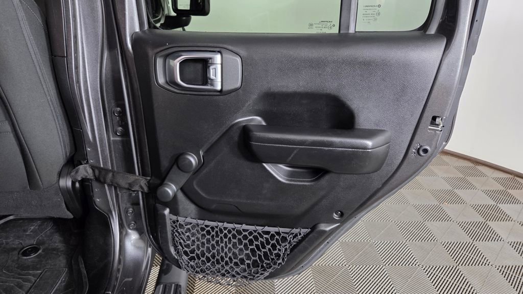 Used 2021 Jeep Gladiator Sport w/ Trailer Tow Package image 26