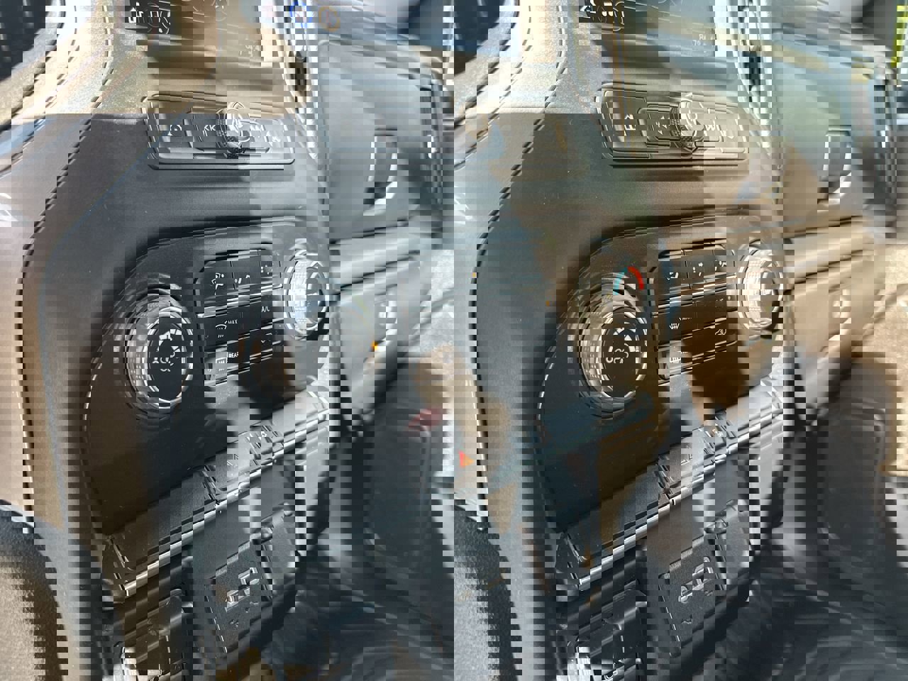 Used 2022 Chevrolet Silverado 3500 W/T w/ WT Convenience Package image 17