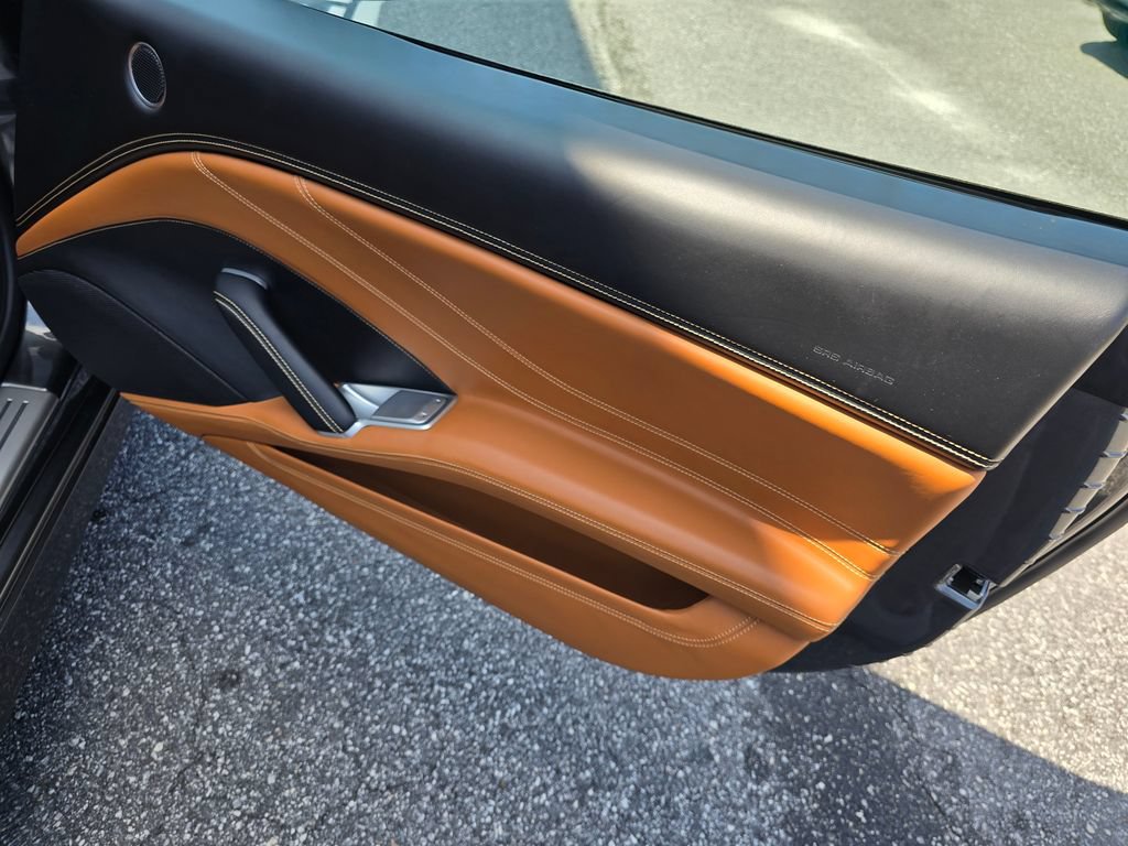Used 2015 Ferrari California T RWD image 43