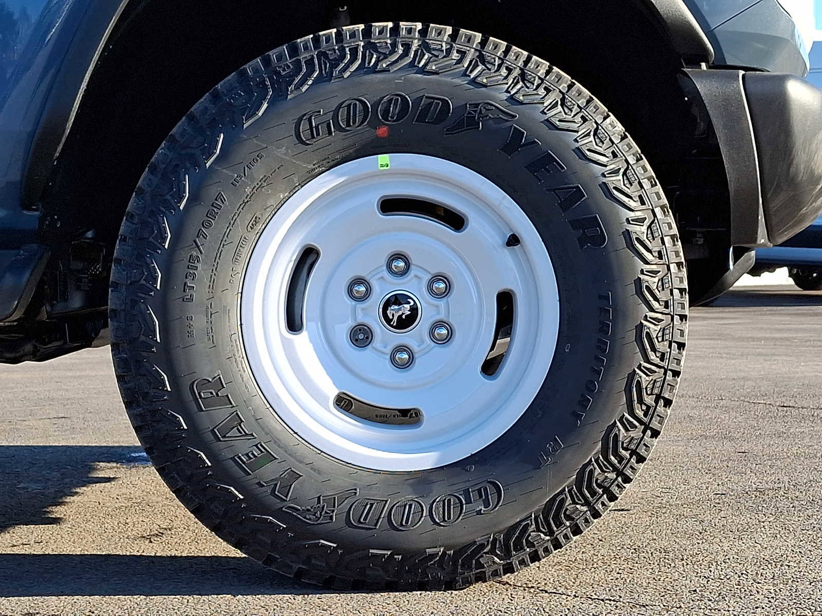 New 2025 Ford Bronco Heritage Edition image 7