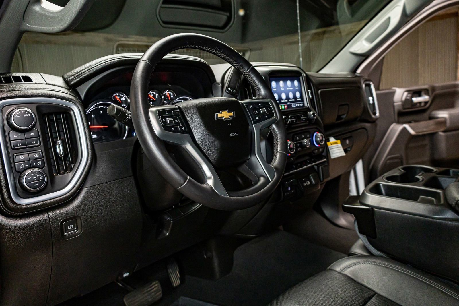 Used 2023 Chevrolet Silverado 3500 LTZ image 18