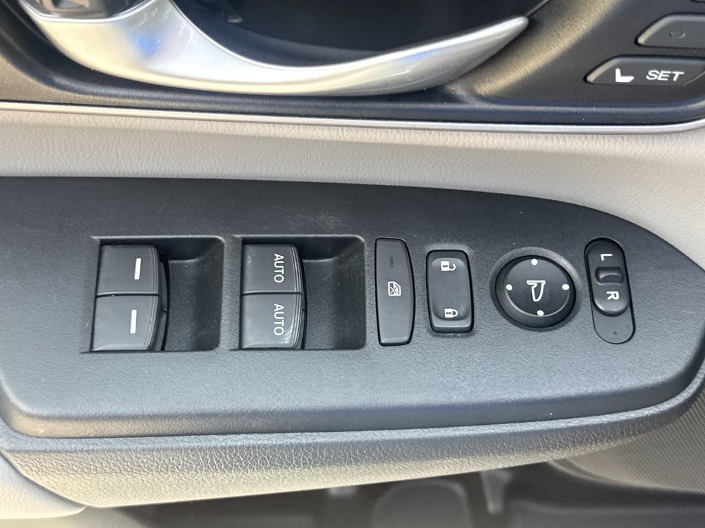Certified 2019 Honda CR-V EX-L image 15