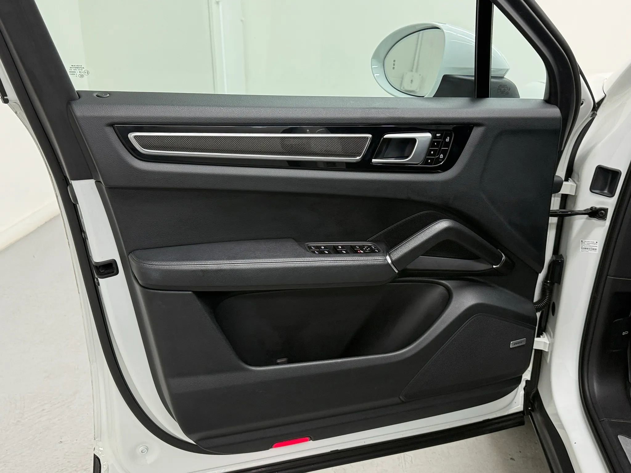 Used 2019 Porsche Cayenne AWD/4WD image 20