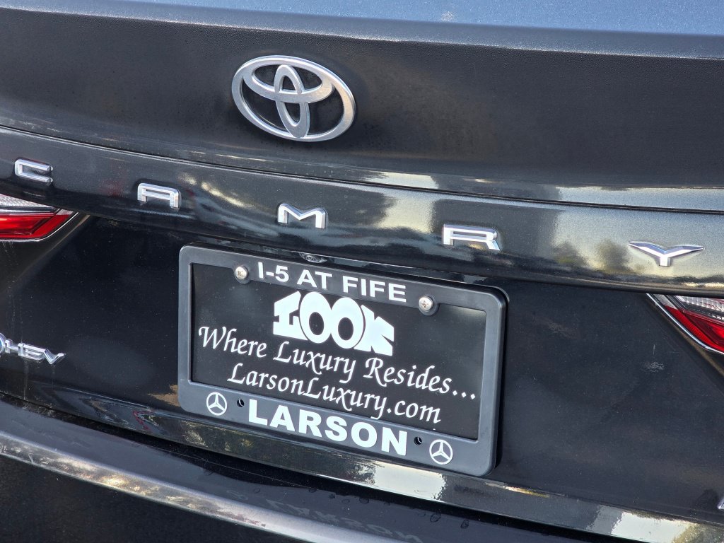Used 2025 Toyota Camry LE FWD image 31
