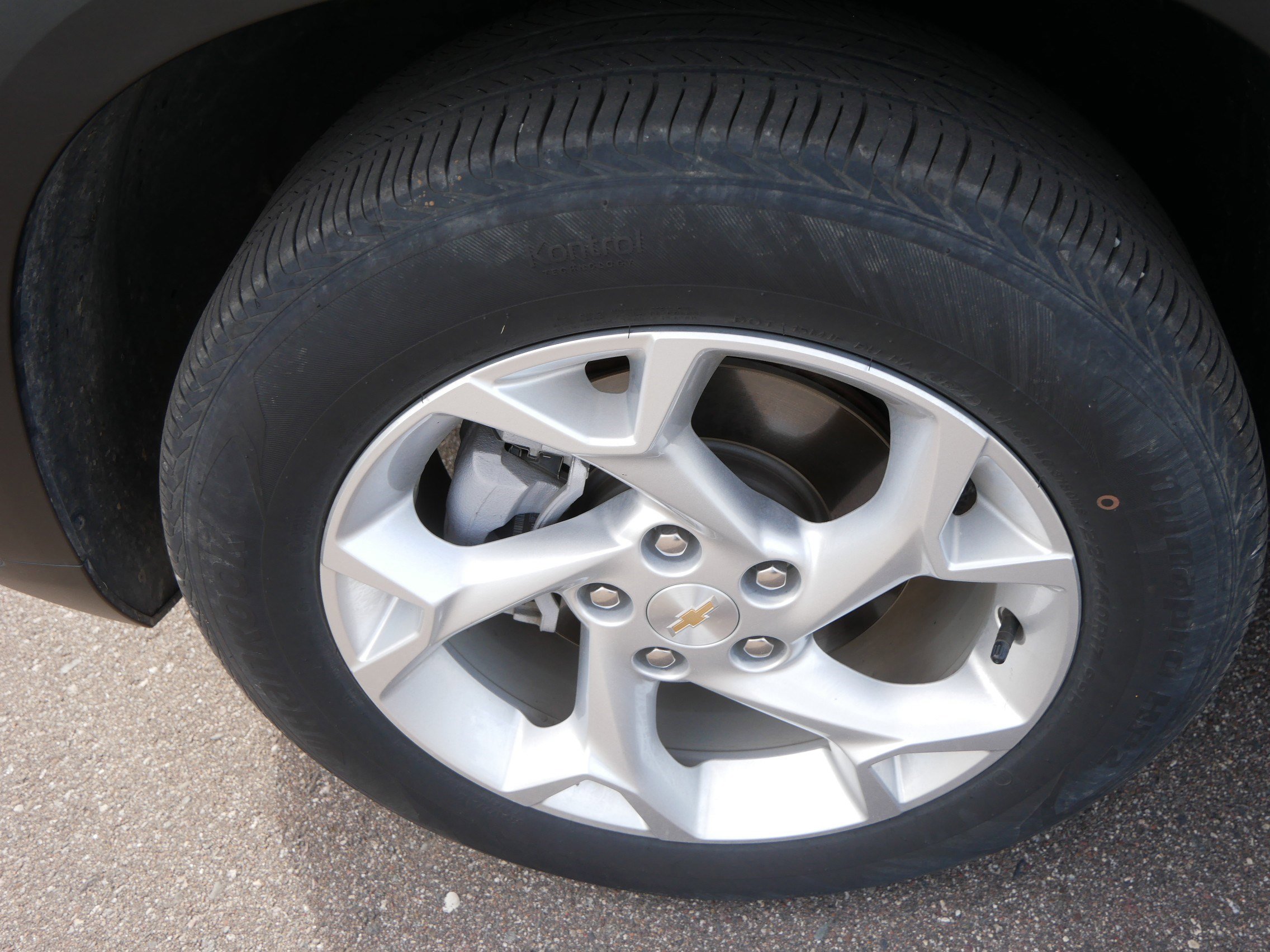 Certified 2024 Chevrolet Trax LS w/ LS Convenience Package image 16