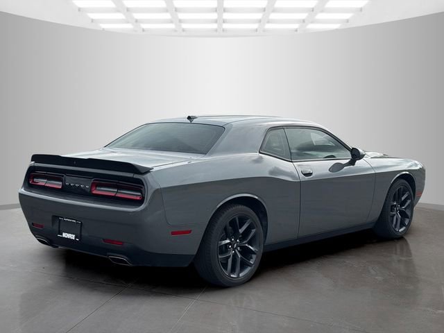 Certified 2019 Dodge Challenger SXT w/ Driver Convenience Group RWD image 7