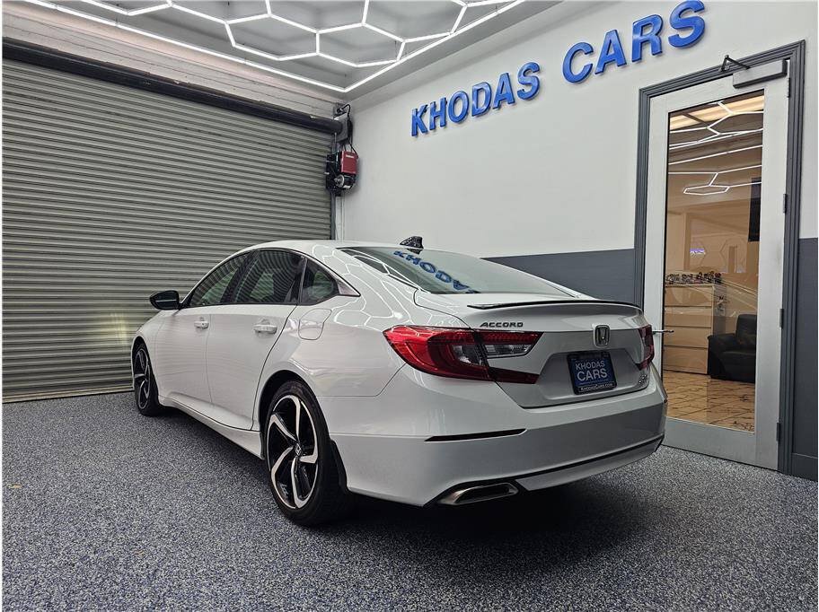 Used 2021 Honda Accord Sport image 3