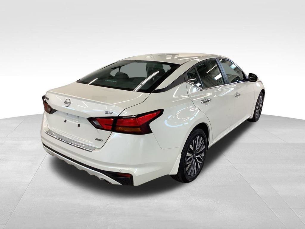 Used 2023 Nissan Altima 2.5 SV w/ SV Premium Package AWD/4WD image 22